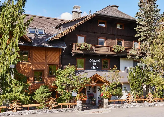 Hotel Häuserl im Wald